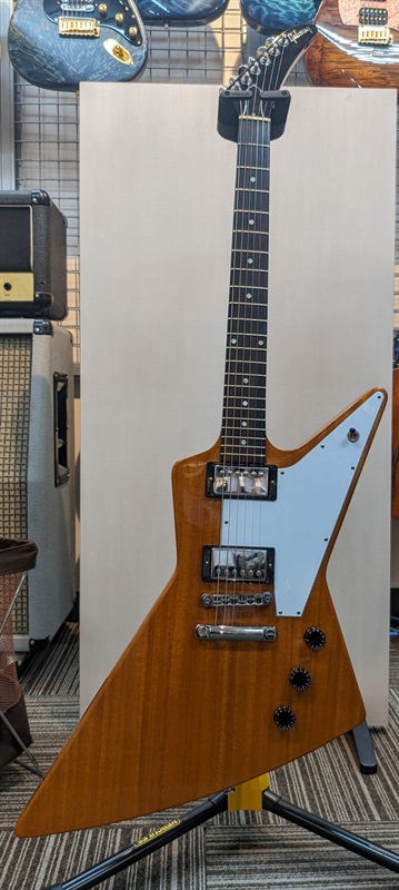 Gibson Explorer (Natural)の画像